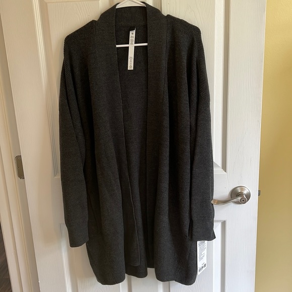 lululemon athletica Sweaters - Lululemon NWT SZ 14 merino wool blend rib long wrap sweater in dark gray